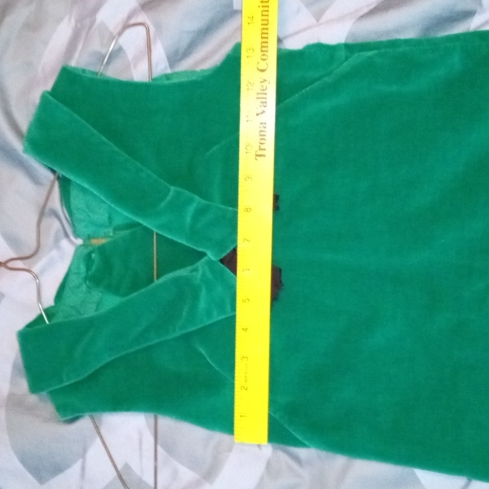 Child’s Vintage Dress Hand Crafted Green Velour Girl’s Size 6 - Picture 4 of 5